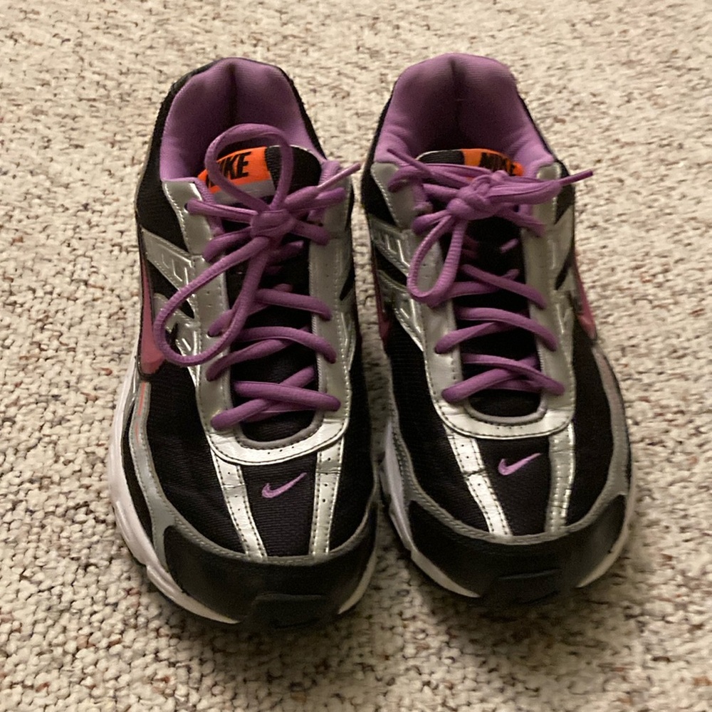 Like new. Nike Initiator, Black, Purple , Silver Athletic Sneakers